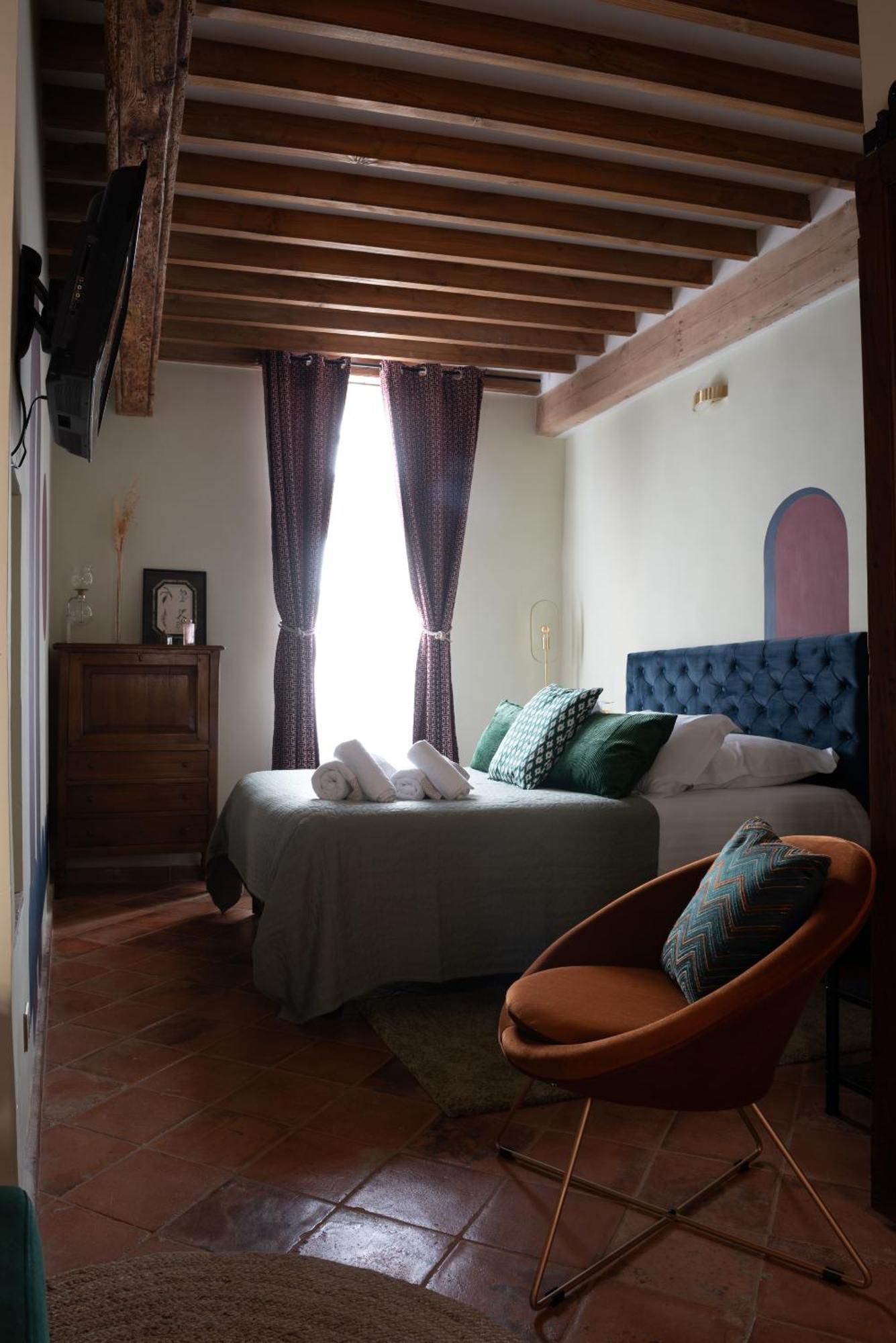 La Maison D'En Bas Des Seigneurs Cucuron Pokoj fotografie