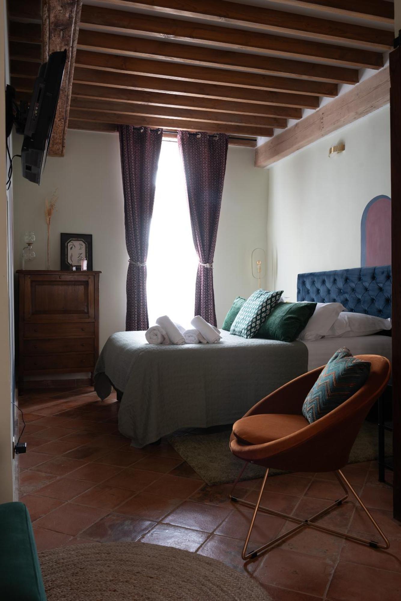 La Maison D'En Bas Des Seigneurs Cucuron Pokoj fotografie